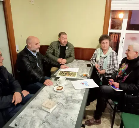 Reuni&oacute;n da xunta directiva con N&eacute;stor Rego.